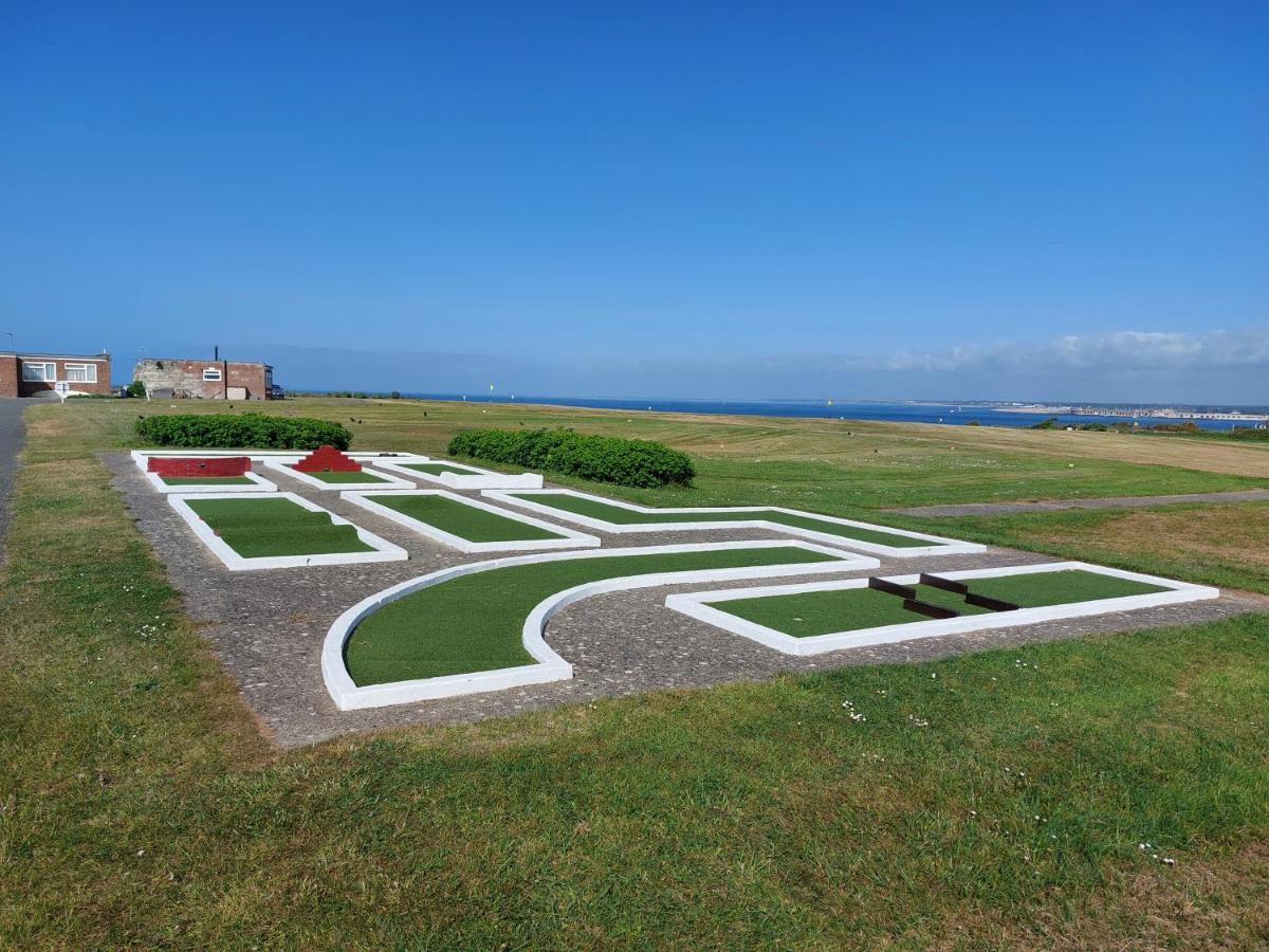 Sunny View, 87 Brambles Chine Villa Freshwater Exterior foto